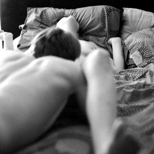 Dulce despertar con lengua traviesa y tierna